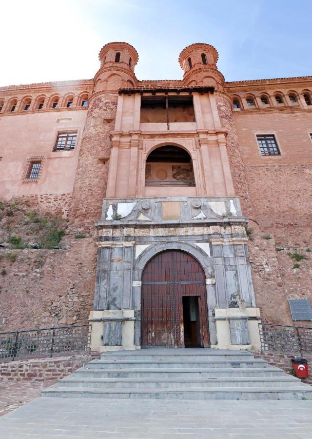 Hospederia Palacio Papa Luna Illueca Εξωτερικό φωτογραφία
